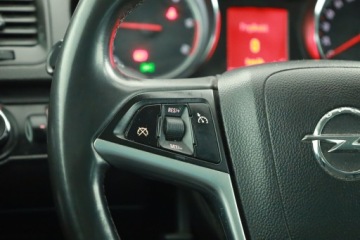 Opel Insignia I Sports Tourer 2.0 CDTI ECOTEC 160KM 2009 Opel Insignia 2.0 CDTI, Klima, Klimatronic,ALU, zdjęcie 16