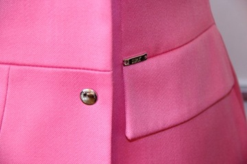 SIMPLE różową sukienka dwurzedówka 34 xs S guziki