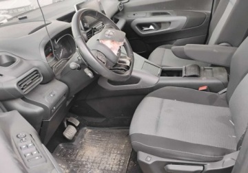 Toyota 2022 Toyota Proace City Verso 2022r, 1.2 Benzyna. AUTOMAT. Uszkodzony przod i t, zdjęcie 6