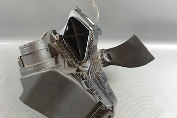 POUZDRO FILTRU VZDUCHU AUDI A4 (8K2, B8) 8K0133837BF 2.7L DIESEL 140KW