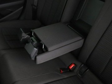 Audi A4 B9 Avant 2.0 TDI 150KM 2016 Audi A4 Avant S-tronic navi czujniki parkowania, zdjęcie 35