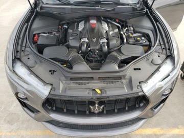 Maserati Levante 2022 Maserati Levante Modena 2022 3.8l 3.8 Benzyna 550KM, zdjęcie 6