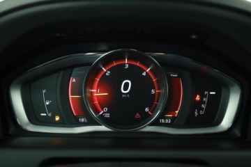 Volvo XC60 I SUV Facelifting 2.0 D3 DRIVE-E 150KM 2016 Volvo XC60 D3, Automat, Skóra, Navi, Xenon, zdjęcie 11