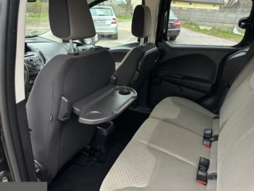 Ford Tourneo Courier I Mikrovan 1.0 EcoBoost 100KM 2014 Ford Tourneo Courier 1.0 EcoBoost Titanium 100KM 2014r, zdjęcie 27