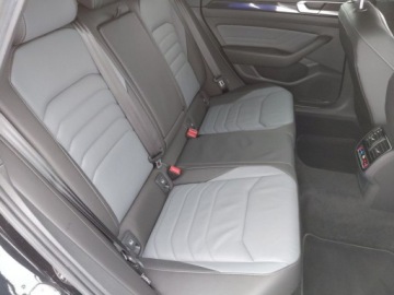 Volkswagen Arteon Fastback Facelifting 2.0 TDI 200KM 2022 Volkswagen Arteon Shooting Brake Elegance 2,0TDI 200km 4x4 FV-VAT23, zdjęcie 14