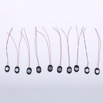 10 . Полнодиапазонный динамик 20x14 мм, 2 Вт.