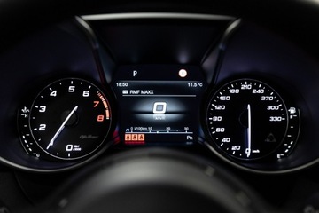 Alfa Romeo Giulia II Sedan Facelifting 2.9 Turbo 510KM 2022 Alfa Romeo Giulia Quadrifoglio 510 KM. FV 23%., zdjęcie 35