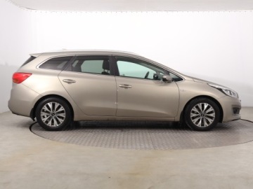 Kia Ceed II Kombi Facelifting 1.6 CRDi 136KM 2017 Kia Ceed 1.6 CRDi, Salon Polska, Navi, Klima, zdjęcie 5