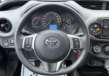 Toyota Yaris III Hatchback 5d Facelifting 2017 1.0 VVT-i 72KM 2020 Toyota Yaris z Instalacja Gazowa, salon Polska, FV-VAT 23, 1 rej. 2021r.Gw, zdjęcie 4