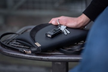 LEDLENSER K6R Брелок-фонарик безопасности 400лм сигнализация