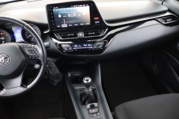 Toyota C-HR I Crossover 1.2L Turbo 116KM 2019 Toyota C-HR 1.2 Turbo, Salon Polska, Serwis ASO, zdjęcie 7