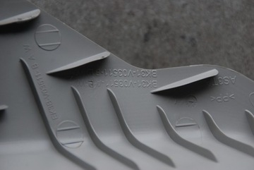 OSŁONA SŁUPKA LEWA TRANSIT CUSTOM L / P