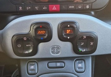 Fiat Panda III Hatchback 5d seria 3 1.2 69KM 2020 Fiat Panda Fiat Panda 1.2 StartampStop City Cross 1.2 Benzyna 69KM, zdjęcie 23