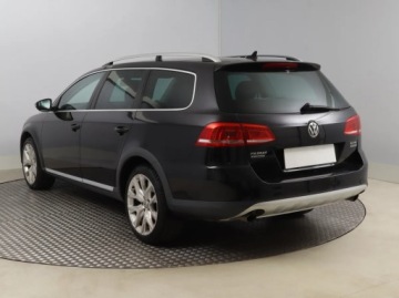 Volkswagen Passat B7 Variant 2.0 TDI CR BlueMotion 177KM 2013 VW Passat 2.0 TDI, 174 KM, 4X4, DSG, Navi, Xenon, zdjęcie 3