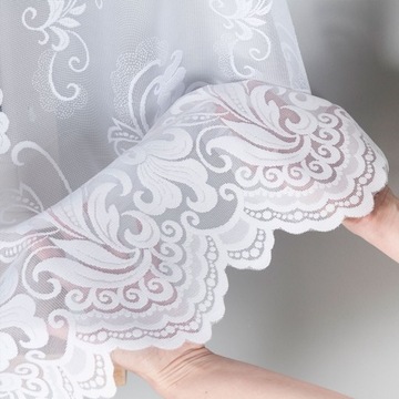 Белая жаккардовая штора с растительным узором, 170 см на метр.