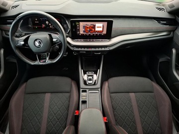 Skoda Octavia IV RS Kombi 2.0 TDI SCR 200KM 2022 Skoda Octavia RS 2.0 TDI / 200KM, 4x4 DSG, LED Mat, zdjęcie 12