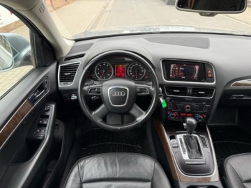 Audi Q5 I SUV 3.2 FSI 270KM 2010 Audi Q5 3.2 FSI S-TRONIC QUATTRO AUTOMAT SKORY XENONY GRZANE FOTELE PANORA, zdjęcie 8