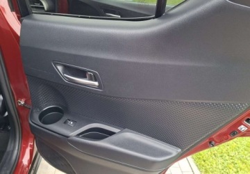 Toyota C-HR I Crossover 1.8 Hybrid 122KM 2018 Toyota C-HR Toyota C-HR 1.8 Hybryda 122KM, zdjęcie 17