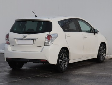 Toyota Verso Minivan Facelifting 1.8 Valvematic 147KM 2016 Toyota Verso 1.8 Valvematic, GAZ, Automat, Skóra, zdjęcie 4