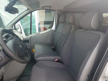 Opel Vivaro A Combi L1 2.0 CDTI 115KM 2013 Opel Vivaro Opel Vivaro 2.0 CDTI L1H1 Design Edition 2.0 Diesel 114KM, zdjęcie 9