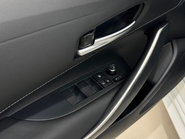 Toyota Corolla XII TS Kombi Facelifting 1.8 Hybrid 140KM 2023 Toyota Corolla Style, Kamera, 1 właściciel, Salon, zdjęcie 19