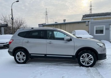 Nissan Qashqai I Crossover 2.0 140KM 2010 Nissan Qashqai2 panorama 7- osobowy 2.0 Benzyna 141KM, zdjęcie 3