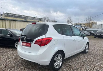 Opel Meriva II Mikrovan 1.4 Turbo ECOTEC 140KM 2011 Opel Meriva 1.4 Benzyna 140KM, zdjęcie 2