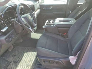 Chevrolet Silverado II 2024 Chevrolet Silverado 2024 CHEVROLET SILVERADO K1500 LT-L 2.7 Benzyna 310KM, zdjęcie 8