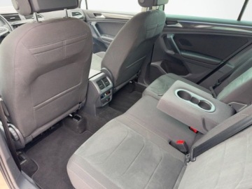 Volkswagen Tiguan II SUV Facelifting 1.5 TSI 150KM 2023 Volkswagen Tiguan TSI 150KM Elegance DSG FVAT23 MATRIX Keyless, zdjęcie 12