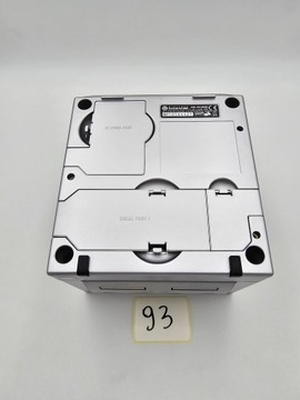 СЕРЕБРЯНАЯ КОРОБКА NINTENDO GAMECUBE DOL-101 PAL