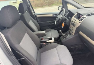 Opel Zafira B 1.8 ECOTEC 140KM 2008 Opel Zafira Opel Zafira 1.8 Family 1.8 Benzyna 140KM, zdjęcie 13