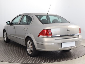Opel Astra H Sedan 1.6 ECOTEC 115KM 2010 Opel Astra 1.6 16V LPG, Salon Polska, GAZ, Klima, zdjęcie 3