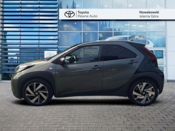 Toyota Aygo X 1.1 VVT-i 72KM 2022 Toyota Aygo X 1.0 VVTi Executive 1.0 VVTi Executiv, zdjęcie 2