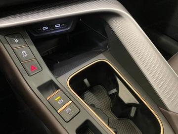 Cupra Terramar SUV Plug-In 1.5 TSI e-Hybrid 272KM 2024 Od ręki - Cupra Terramar VZ 1.5 eHybrid DSG 272KM, zdjęcie 11