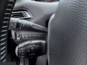 Peugeot 308 II SW 1.2 PureTech 130KM 2015 Peugeot 308 1.2 130 e-THP Start &amp; Stop Active 2015r, zdjęcie 15