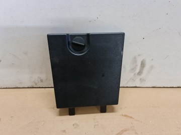 ZAŚLEPKA LAMPY PRAWEJ AUDI A8 D2 4D0863508B