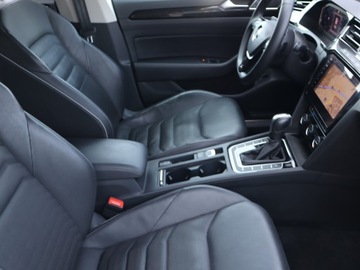 Volkswagen Arteon Fastback 2.0 TDI 240KM 2019 VW Arteon 2.0 BiTDI 4Motion, Salon Polska, zdjęcie 8