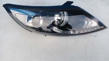 KIA SPORTAGE III LAMPA PRZÓD PRZEDNIA PRAWA XENON 92102-3U310