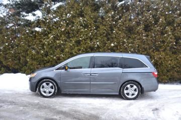 Honda Odyssey IV 2011 Honda Odyssey Touring 3.5 benzyna 2011 rok, zdjęcie 2