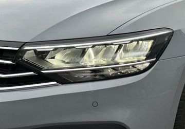 Volkswagen Passat B8 Variant Facelifting 1.5 TSI EVO 150KM 2021 Volkswagen Passat Essence Pakiety, Tempomat, Czujniki parkowania, Asysten, zdjęcie 34