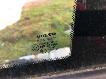 PRAVÁ ZADNÍ SKLO (OKNO) KAROSERIE VOLVO XC90 2002-2014