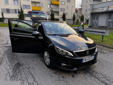 Peugeot 308 II SW Facelifting 1.2 PureTech 110KM 2018 Peugeot 308 1.2 PureTech 110 Stop &amp; Start Active 2018r, zdjęcie 13