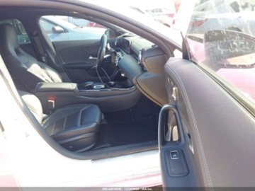 Mercedes CLA C118/X118 2020 Mercedes-Benz CLA MERCEDES-BENZ CLA 250 4MATIC 2.0 Benzyna 221KM, zdjęcie 8