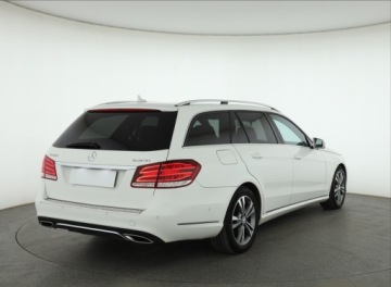 Mercedes Klasa E W212 Kombi Facelifting 220 CDI 170KM 2016 Mercedes E E 220 BlueTEC, 167 KM, Skóra, Navi, zdjęcie 4