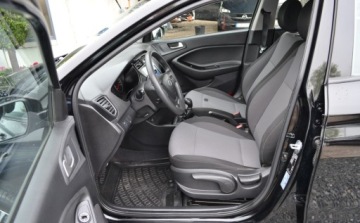 Hyundai i20 II Hatchback 5d Facelifting KAPPA 1.2 MPI 75KM 2018 Hyundai i20 Bezwypadkowy - Niski przbieg - OPLACONY - Super Stan 1.2 75KM, zdjęcie 5
