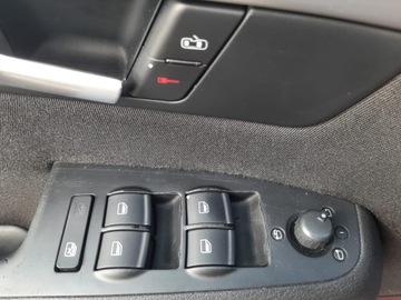 Audi A4 B7 Sedan 2.0 20V 131KM 2006 Audi A4, nowe części !!, stan bdb !!, zdjęcie 15