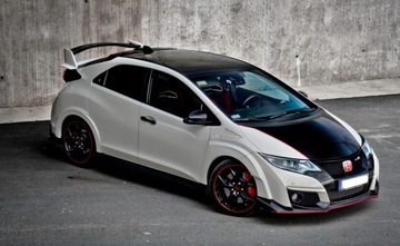 ФОЛЬГА АВТОМОБИЛЬНАЯ ГЛЯНЦЕВАЯ ЧЕРНАЯ Цвета на метр 100х123см