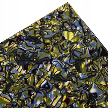 Материал листа гитарной накладки Пластиковая пластина