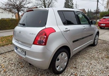 Suzuki Swift IV Hatchback 5d 1.3 92KM 2010 Suzuki Swift Suzuki Swift 2010 1.3 16V Klima Bezwypadkowy 1.3 Benzyna 92KM, zdjęcie 8