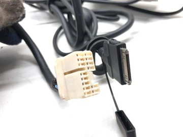 ADAPTÉR IPOD HONDA CR-V III 08A28-1J6-1000-01